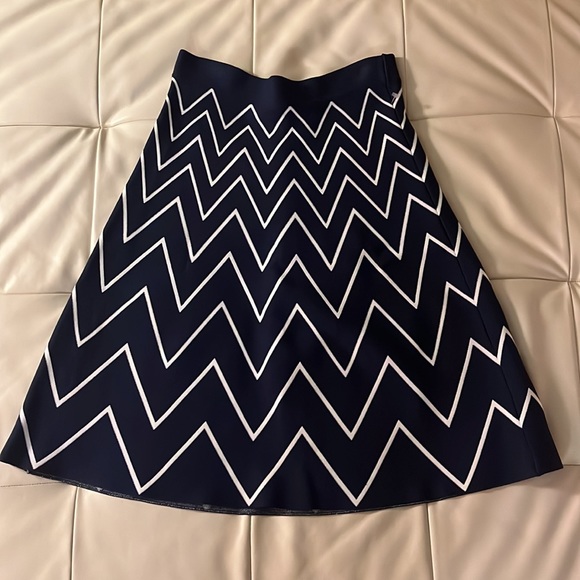 Pink Tartan - Blue & Chevron Zigzag Align Skrit - Picture 4 of 5